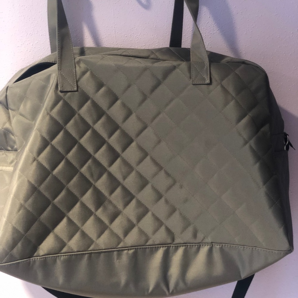 Quilted duffle